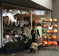 Round Table Pizza Willow Glen Small Business Neighbor Magpie Great Gifts And Staff Caramel Apples Round Table Food