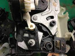 Ford has alternators with external fans as well as internal. 2009 Xlt Screw Rear Door Won T Open Fixed Now With Pics Ford F150 Forum