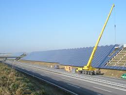 Finden sie bei wetter.com die aktuelle wettervorhersage für das wochenende inkl. Datei Autobahn Larmschutzwall Toging Am Inn Jpg Wikipedia