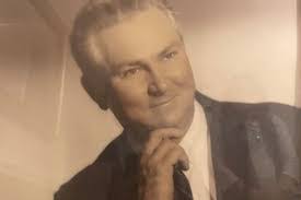 Michael Klipstein's Instagram, Twitter & Facebook