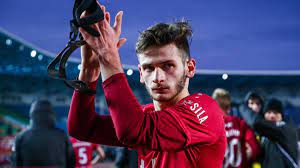 Kvicha made his professional debut for dinamo 29 september 2017 in a league fixture against kolkheti poti. From Russia Milan Set To Complete Signing Of Rubin Kazan Star Kaladze Assisted The Operation