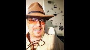 Daniel Tillis's Instagram, Twitter & Facebook