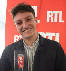 Territoire de Belfort. Journalisme : Pierre Bazin grimpe dans un camion  d'éboueurs... et décroche un contrat de travail à RTL