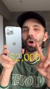 Cliff Young: El granjero que conquistó la maratón más duro del mundo Albert  Ernest Clifford Young, conocido como Cliff Young, nació el 8 de febrero de  1922 en Beech Forest, Victoria, Australia.