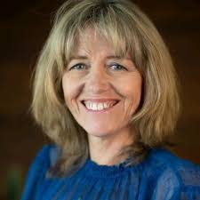 Isabella Breen's Instagram, Twitter & Facebook