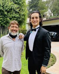 Watch short videos about #emilio_osorio on tiktok. Juan Osorio Revelo Que Su Hijo Emilio Se Retirara De La Actuacion Infobae