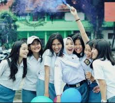 Gaabesimonsen foto tahunan tema maskulin taman tema legoland malaysia bakal dijual libur 16 mar 2021 post a comment : 8 Tema Foto Buku Tahunan Yang Udah Pasaran Banget Genmuda Com