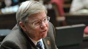 Officials spar: Should Pima County workers be allowed to donate to county  candidates?