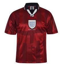 Denna kortärmade tröja har en klassisk krage och stilen signeras av englands emblem. Score Draw England 98 Away Jersey Mens 30 00