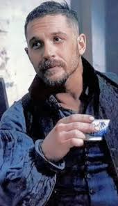 Pin de Penelope Christ em Tom Pic