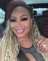 Please help me congratulate Dr. La Barrie