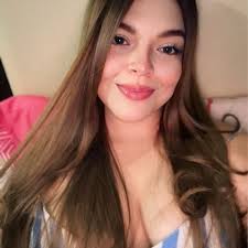 Lauren Sofía🍓 (@laurensofia_rb)