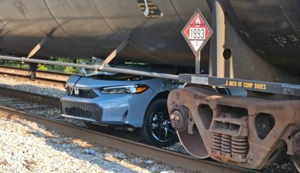CAR ENDS UP UNDER TRAIN AFTER CRASH ON SOUTHERN AVENUE IN MEMPHIS MEMPHIS, Tennessee — A Honda sedan ended up partially under a train following a crash Sunday evening on Southern Avenue