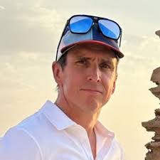 Steven Spry's Instagram, Twitter & Facebook