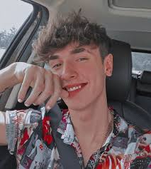He has over 739k followers on his instagram account 'brycehall', over 850k followers on his tiktok account. Icons For You Open ðð'ð˜ð‚ð„ ð‡ð€ð‹ð‹ Wattpad