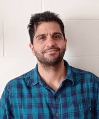 Aruni Jayathilaka's Instagram, Twitter & Facebook