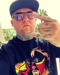 James Oiler (@JamesOiler77)