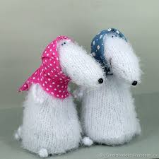 вязаные крючком мыши крысы мышки крыски символ 2020 года Krysy Malvina I Snezhana Cherdakovy Simvol 2020 Goda Kupit Na Yarmarke Masterov Isi5fru Myagkie Igrushki Moskva Vyazanye Podarki Rozhdestvenskoe Vyazanie Milye Igrushki Kryuchkom