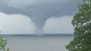 Some are connected to a cumulus congestus cloud. Massive Waterspout Spotted Over Texas Reservoir Video Abc News