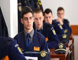 Politistii de frontiera din cadrul punctului de trecere a frontierei petea au identificat si predat reprezentantilor ipj satu mare un cetatean roman, cautat de autoritatile din politia de frontiera romana demareaza procedura de reincadrare de personal, incepand cu data de 1 aprilie, in vederea. 281 De Elevi DeclaraÅ£i Admisi La Examenul Organizat La Scoala De PregÄƒtire A AgenÅ£ilor PoliÅ£iei De FrontierÄƒ Avram Iancu Oradea Emaramures