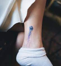 Jellyfish Tattoo Jellyfish Tattoo Tattoos Geometric Tattoo