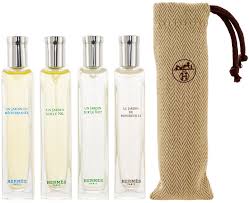 Maybe you would like to learn more about one of these? Hermes Hermes Garden Collection Miniature Set Un Jardin Sur Le Nil 15ml Un Jardin Sur La Lagune 15ml Un Jardin Sur Le Toit 15ml Le Jardin De Monsieur Li 15 Ml 3346133032196