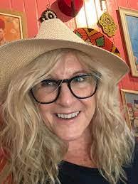 Tracy Cottingham's Instagram, Twitter & Facebook