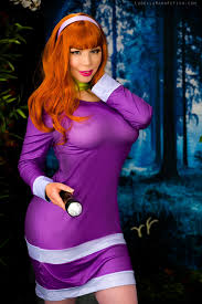 TW Pornstars - 1 pic. Ludella Hahn. Twitter. Daphne or Velma? 🔍🎃👻 I had  so much fun playing Velma for. 6:34 PM - 29 Oct 2020