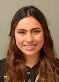 Lilly Meek's Instagram, Twitter & Facebook