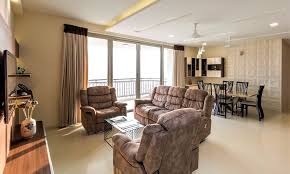 This natural color can bring a soft and calming effect into the room. What Color Curtains Go With Cream Walls Design Cafe