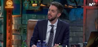 Por aquel entonces, el presentador tuvo que entrevistarla en su espacio televisivo. 57nfu5d0pp6qam