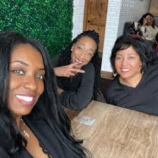 Shayla Perry's Instagram, Twitter & Facebook