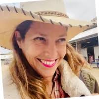 Jill Becerra's Instagram, Twitter & Facebook