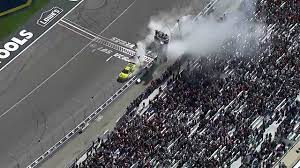 The kobalt 400 was carried by fox sports on the broadcast fox network for the american television audience. 2013 Kobalt Tools 400 Extended Highlights Youtube