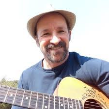 Melvin Mansfield's Instagram, Twitter & Facebook