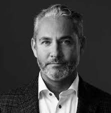 Sean Gunter's Instagram, Twitter & Facebook