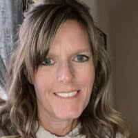 Amy Wilde's Instagram, Twitter & Facebook