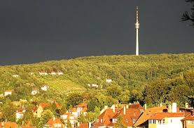 Heftige unwetter mit gewitter, starkregen und sturmböen haben in der nacht hunderte einsatzkräfte schwer beschäftigt gehalten. Hitze In Baden Wurttemberg Unwetter Mit Tornados Moglich Baden Wurttemberg Stuttgarter Zeitung