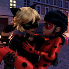Pin By Gabryella Rodrigues On Fondos De Miraculous Miraculous Ladybug Comic Miraculous Ladybug Memes Miraculous Ladybug