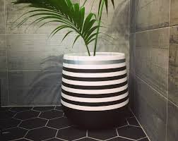 Black And Gold Design For Pots Hand Painted Lightweight Indoor Plant Pot Black White Silver Indoor Plant Pots Painted Pots Diy Indoor Plants