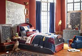 This harry potter themed bedroom makeover is the most impressive we've ever seen. This Harry Potter Themed Home And Lifestyle Collection Will Charm Muggles And Wizards Alike Architectural Digest