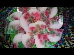 Selain rasanya yang enak dan manis, agar agar santan yang biasa disebut juga agarosa ini juga banyak mengandung kandungan serat atau fiber yang sangat berguna sekali. Cara Membuat Agar Agar Hias Yang Sederhana Dan Menarik Youtube