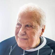 Alberto dualib (born 1920 in são paulo, brazil) is a brazilian businessman of lebanese descent. Nr4fpdoyi1 Szm