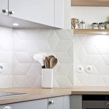 Les Losanges Sont Fabriques Dans Nos Ateliers En Normandie Cette Forme Geometrique Per Credence Cuisine Credence Cuisine Blanche Carrelage Credence Cuisine