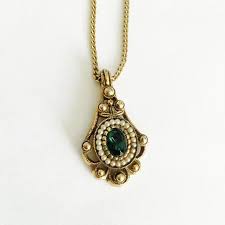 Vintage Signed Avon Victorian Style Pendant With Deep Emerald Green Stone Surrounded With Faux Seed Pearls Emerald Green Stone Vintage Jewelry Vintage Necklace