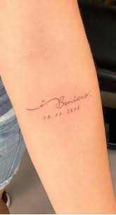Pin By Rmyskyaa On Tatuagens In 2020 Name Tattoos For Moms Baby Feet Tattoos Mom Tattoos