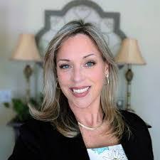 Kathy Nagy's Instagram, Twitter & Facebook