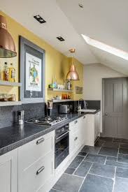 Dom V Anglii Nicety Livejournal In 2020 Grey Kitchens Yellow Kitchen Walls Grey Kitchen Colors