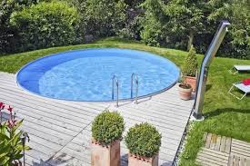 Popular Pins In 2020 Backyard Pool Small Backyard Pools Round Pool