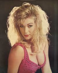 4/1992 Dallas Cowboys Weekly- Jerry Jones, Linebackers, Cheerleaders